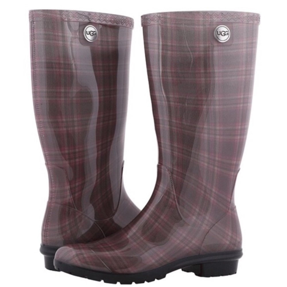 UGG Shaye Glossy Plaid Boots Women’s 10 Diva Pink
